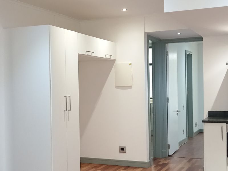 Stylish 1-Bedroom Unit For Sale in a Vibrant Location - Photo 6