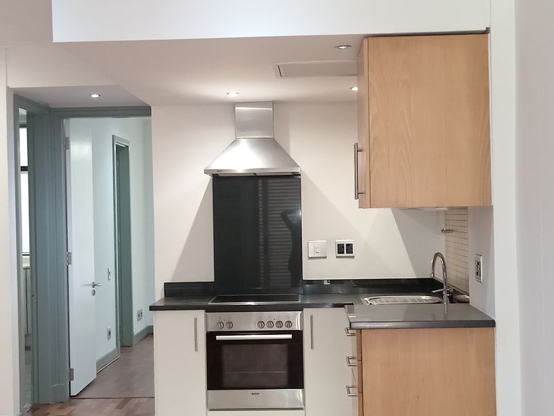 Stylish 1-Bedroom Unit For Sale in a Vibrant Location - Photo 5