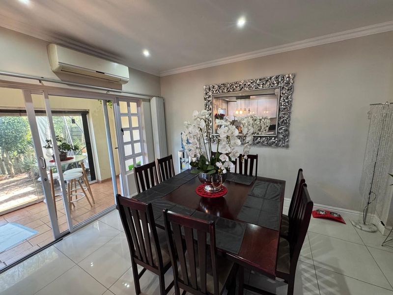 FOR SALE 3 BEDROOM DUPLEX FOR SALE IN EDGEMOUNT ESTATE - Photo 4