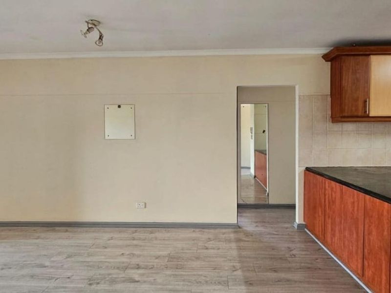 Spacious Apartment for Sale - Photo 7