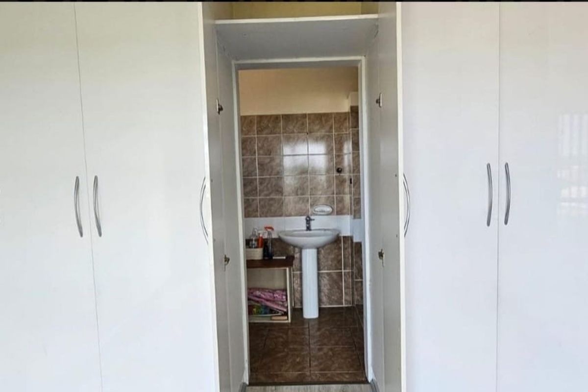 Spacious Apartment for Sale - Photo 4