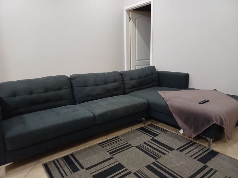 FULLY FITTED 1 BEDROOM APARTMENT TO LET IN UMHLANGA - Photo 2