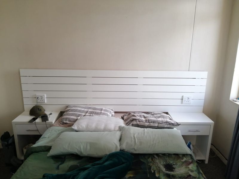 FULLY FITTED 1 BEDROOM APARTMENT TO LET IN UMHLANGA - Photo 4