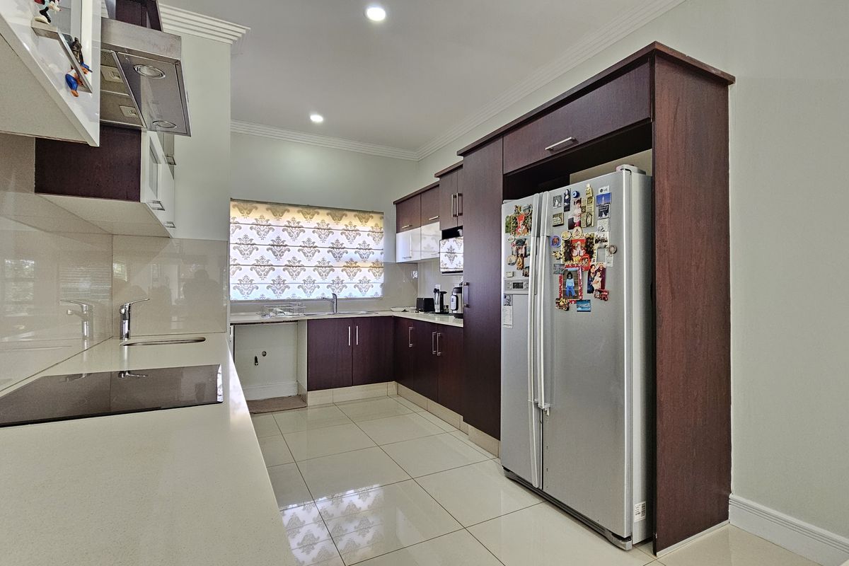 Ideal single story townhouse - Photo 4