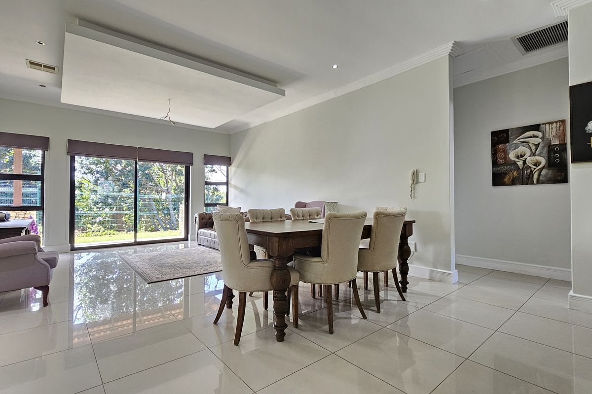 Ideal single story townhouse - Photo 5