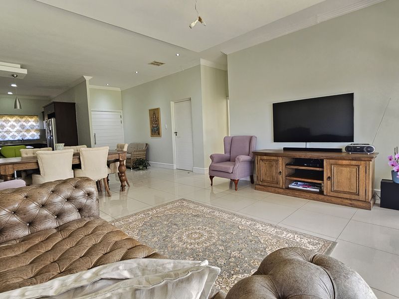 Ideal single story townhouse - Photo 8