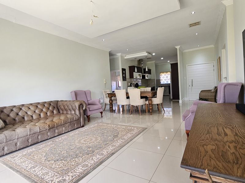 Ideal single story townhouse - Photo 7