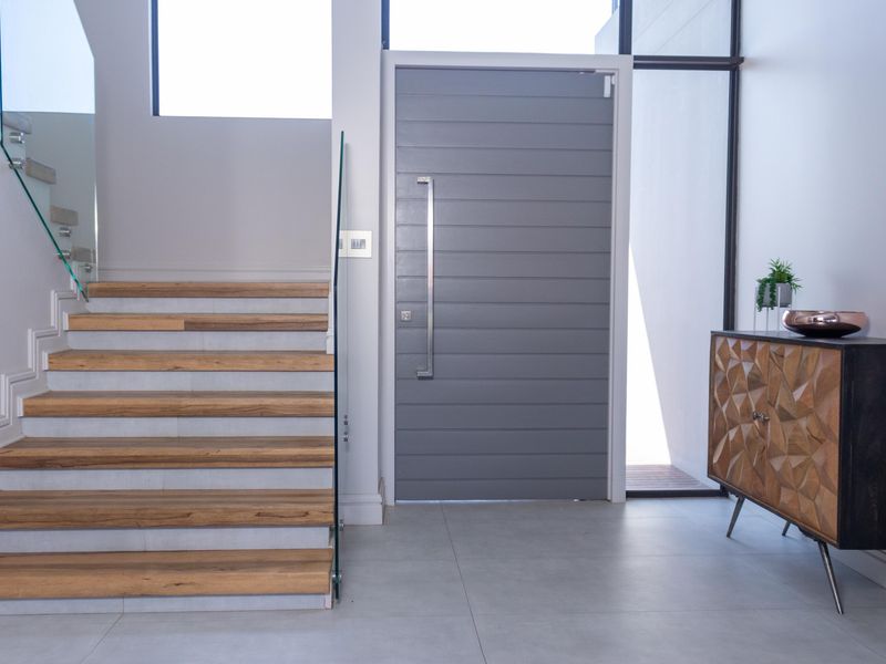 A Coastal Masterpiece in Izinga Park! - Photo 8