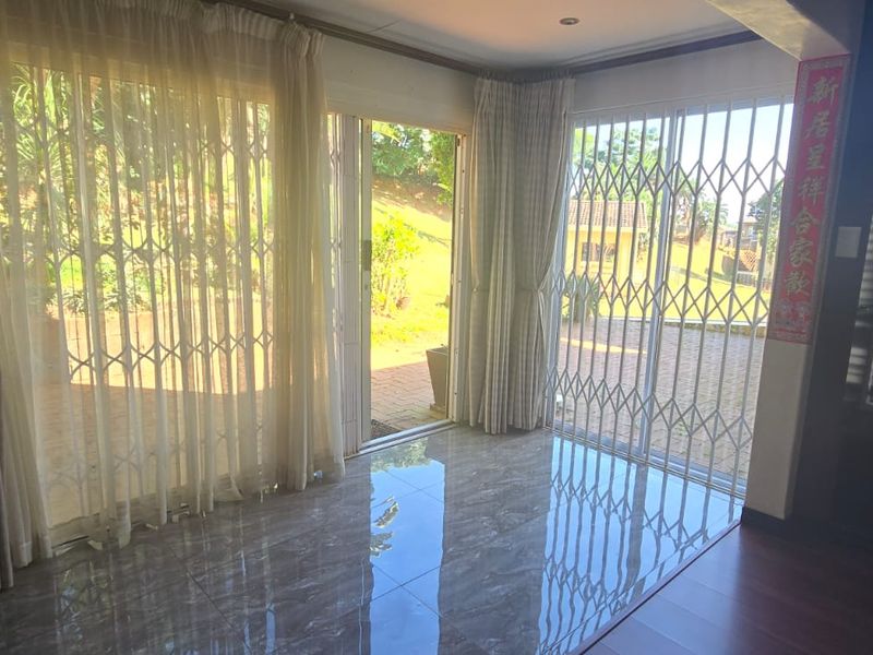 3 Bedroom Apartment For Sale in Umhlanga - Photo 9