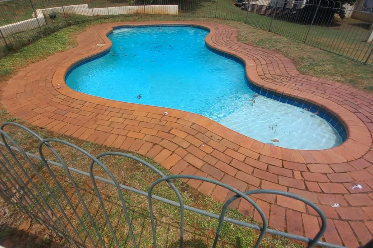 3 Bedroom Apartment For Sale in Umhlanga - Photo 2