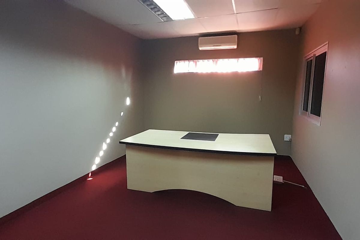 Perfect Home Office - Photo 2