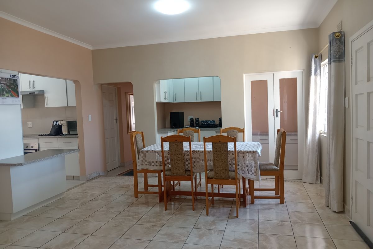 Affordable Comfort in a Ready-to-Move-In Home - Photo 4