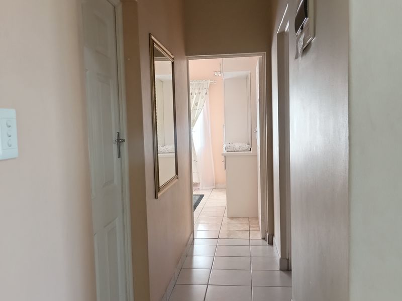 Affordable Comfort in a Ready-to-Move-In Home - Photo 10