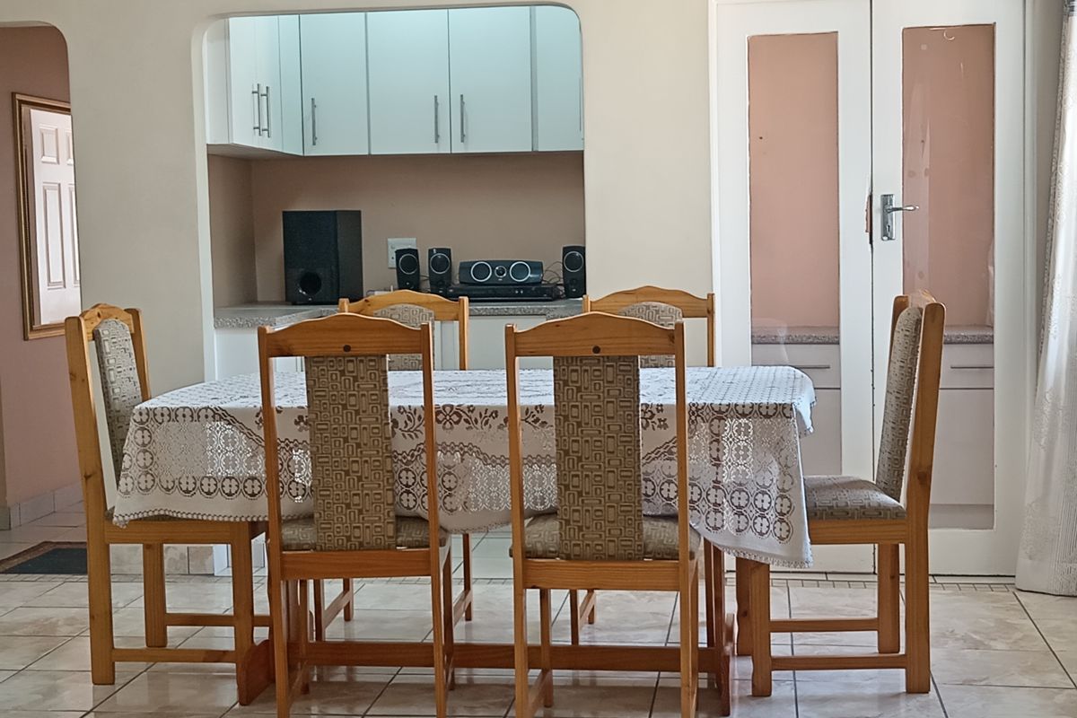 Affordable Comfort in a Ready-to-Move-In Home - Photo 5