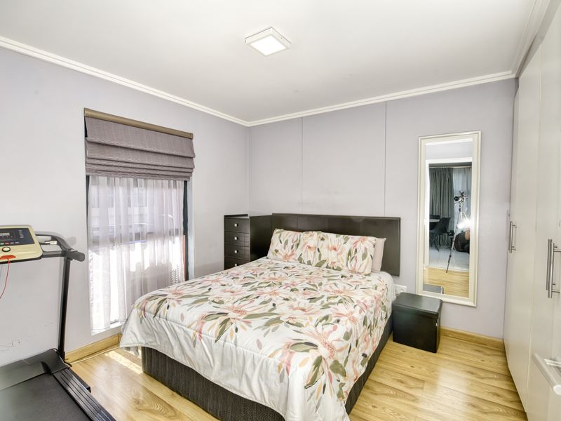 Smart, Stylish, Central - 2 bed 2 bath Umhlanga Haven - Photo 9