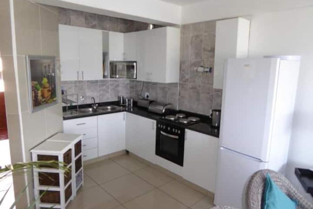Apartment Pending Sale In Amanzimtoti - Photo 3