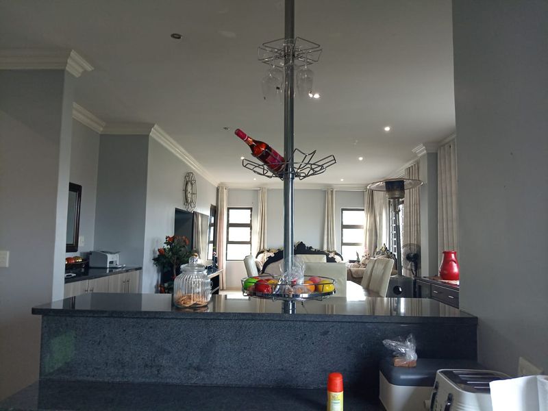 A Hidden Gem - Photo 8