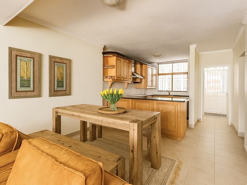 Rare  3-Bedroom Apartment on Marine Drive Umhlanga PLUS 1 GARAGE - Photo 10