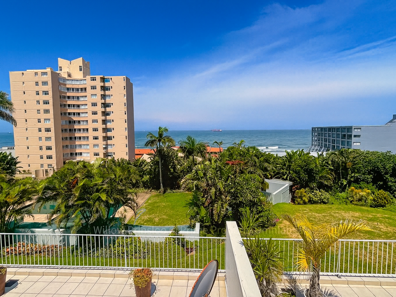Rare  3-Bedroom Apartment on Marine Drive Umhlanga PLUS 1 GARAGE - Photo 6