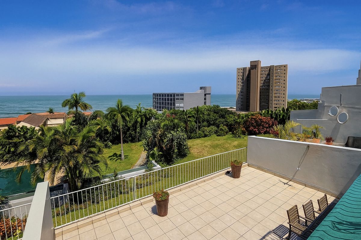 Rare  3-Bedroom Apartment on Marine Drive Umhlanga PLUS 1 GARAGE - Photo 3