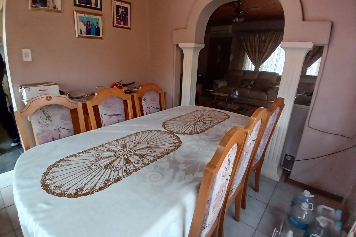 House For Sale In Isipingo - Photo 5