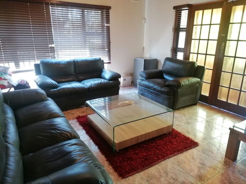 Elegant 4-Bedroom Family Home with Elevated Living in a Sought-After Location - Photo 5