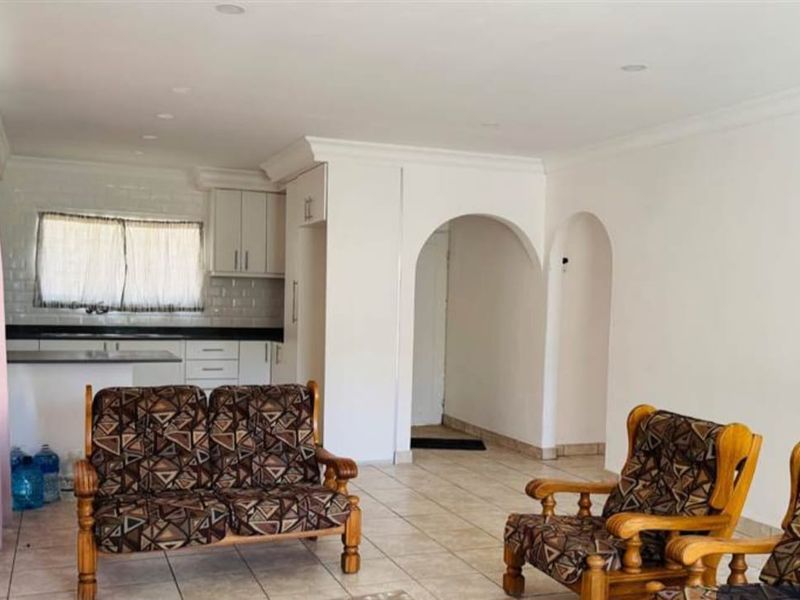 FOR SALE - 3 BEDROOM HOME IIN BRINDHAVEN, VERULAM - Photo 8