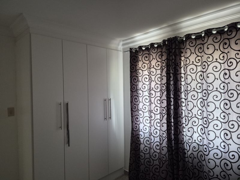 FOR SALE - INVESTMENT OPPORTUNITY , 3 BEDROOM HOUSE FOR SALE IN BRINDHAVEN - Photo 3