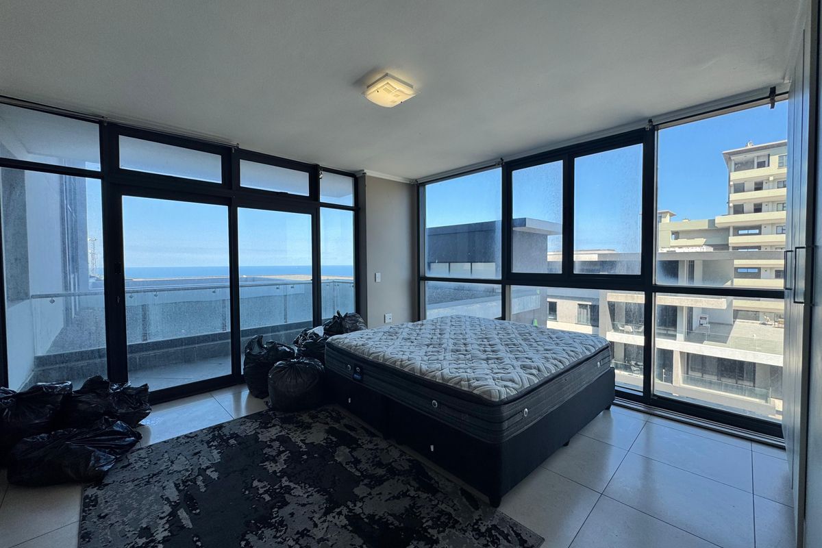 Prime Marina Bay Rental - Spacious 2 Bedroom Apartment. - Photo 5