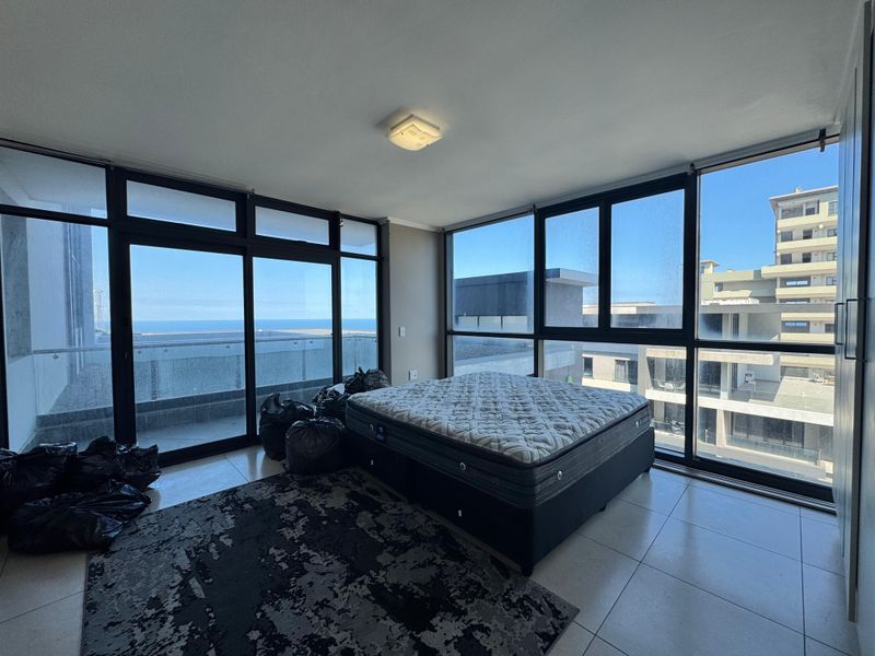 Prime Marina Bay Rental - Spacious 2 Bedroom Apartment. - Photo 5