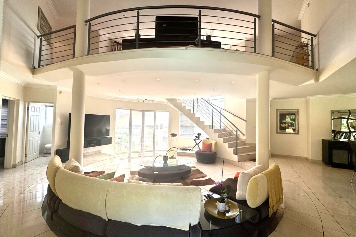 4 Bedroom Exquisite Fully Furnished Mansion in Prestigious Somerset Park - Photo 4