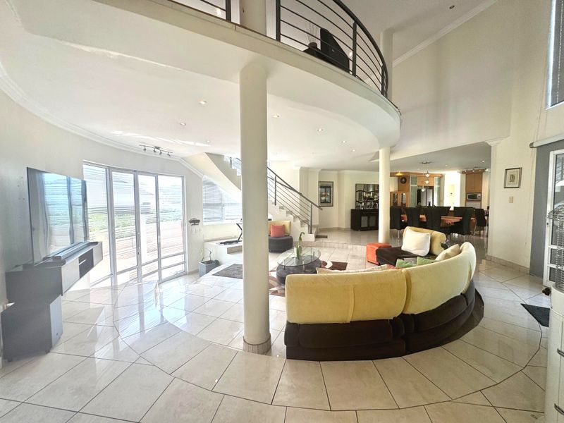 4 Bedroom Exquisite Fully Furnished Mansion in Prestigious Somerset Park - Photo 6
