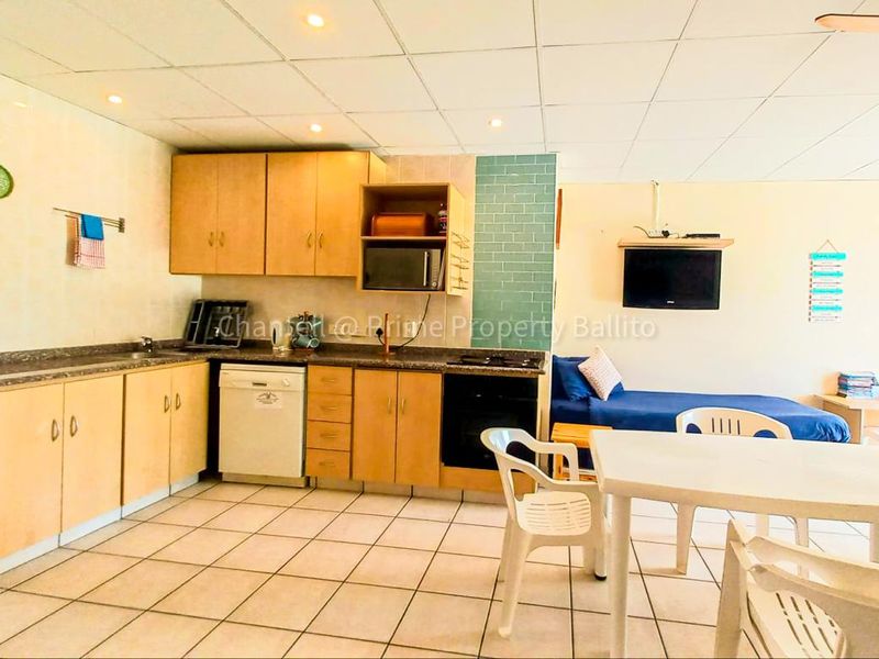 Apartment For Sale In Margate - Photo 8