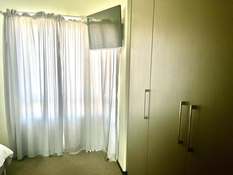 2 Bedroom Furniture Apartment for sale - Photo 7