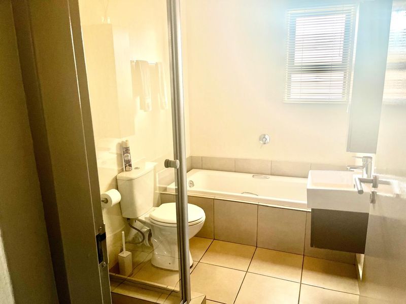 2 Bedroom Furniture Apartment for sale - Photo 8