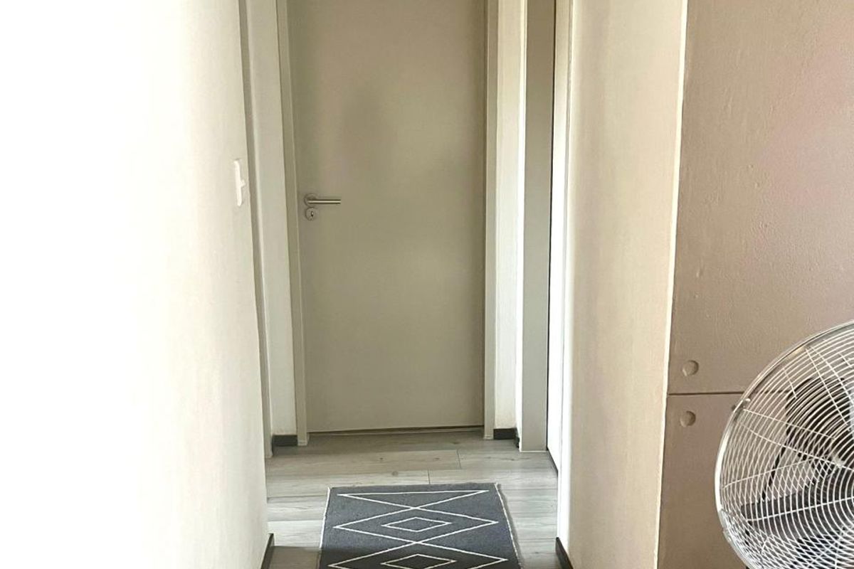 2 Bedroom Furniture Apartment for sale - Photo 4