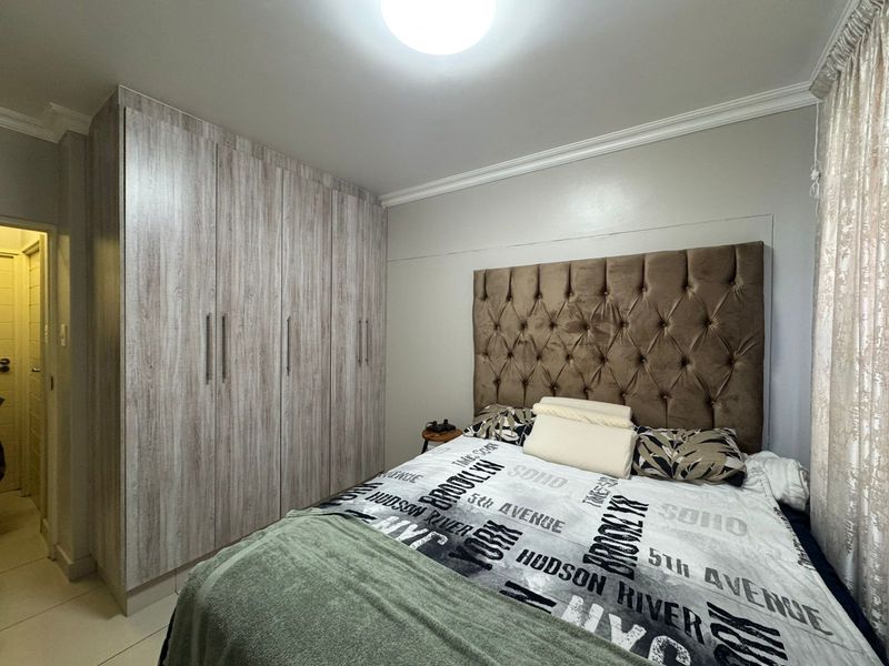 2 bedroom 1 bathroom apartment for sale in umhlanga - Photo 5