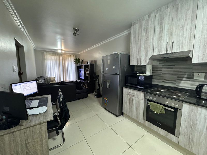 2 bedroom 1 bathroom apartment for sale in umhlanga - Photo 3