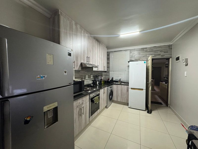2 bedroom 1 bathroom apartment for sale in umhlanga - Photo 2