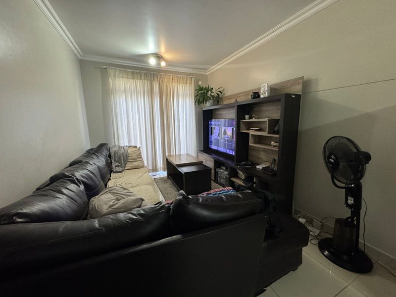 2 bedroom 1 bathroom apartment for sale in umhlanga - Photo 4