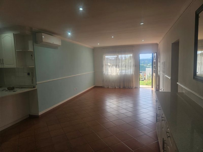 Prime Property presents Townhouse for sale in Somerset Park - Photo 9