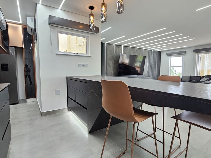 Luxurious Fully Renovated Penthouse For Sale – La Palma, La Lucia - Photo 3