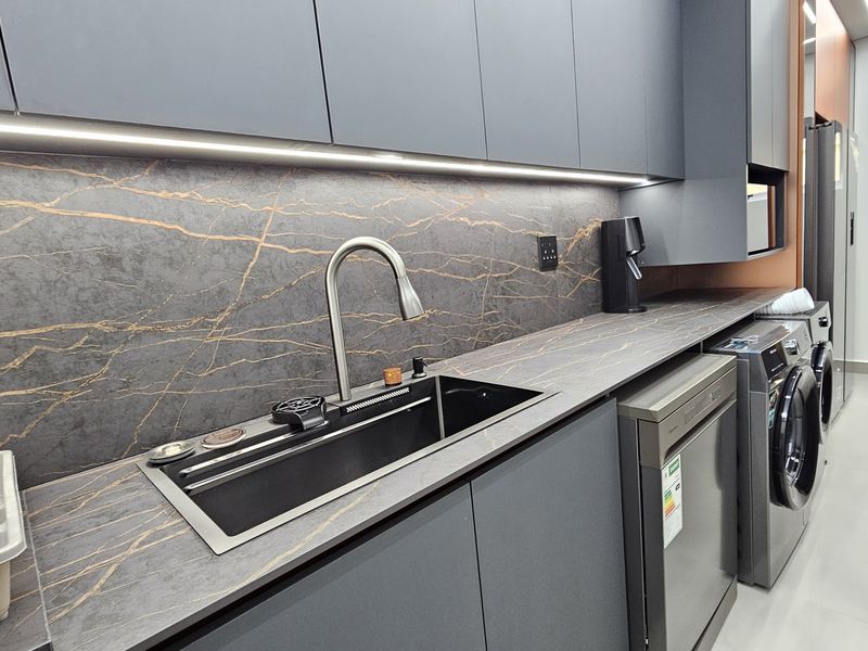 Luxurious Fully Renovated Penthouse For Sale – La Palma, La Lucia - Photo 7