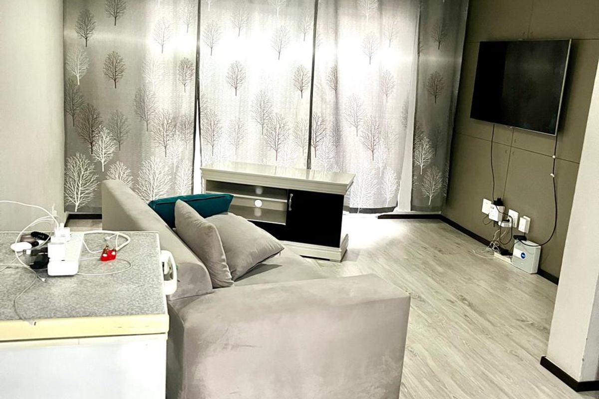 2 Bedroom Apartment to rent in Broadacres - Photo 3