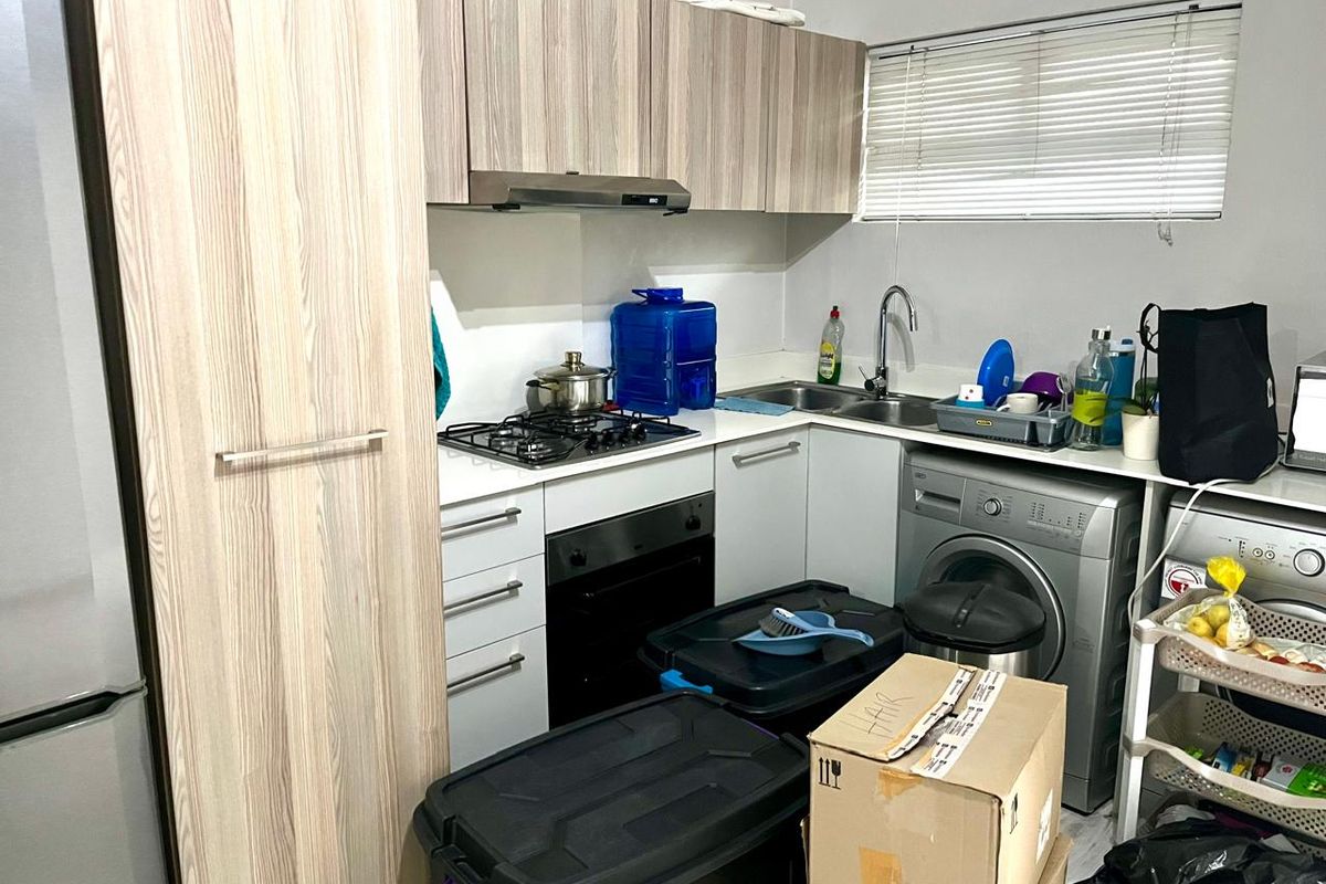 2 Bedroom Apartment to rent in Broadacres - Photo 2