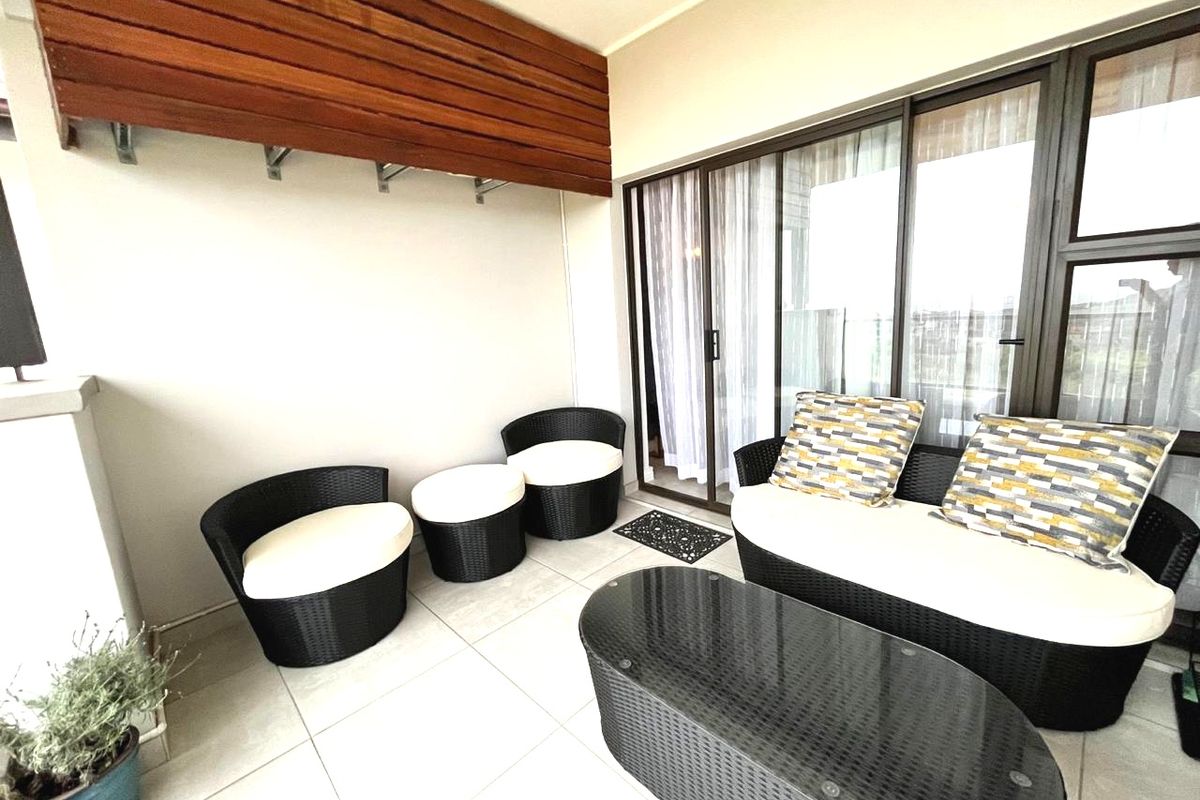 Izinga - Modern 3 Bed For Sale With Stunning Seaviews - Photo 4