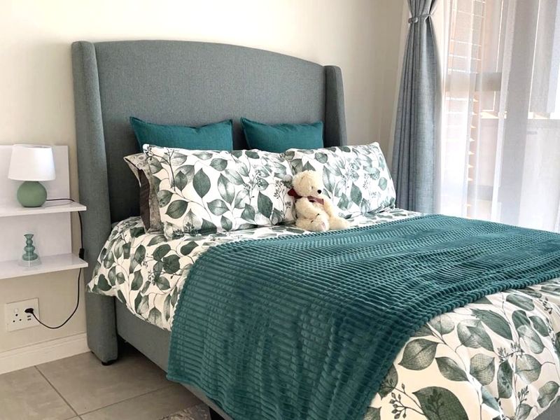 Izinga - Modern 3 Bed For Sale With Stunning Seaviews - Photo 7