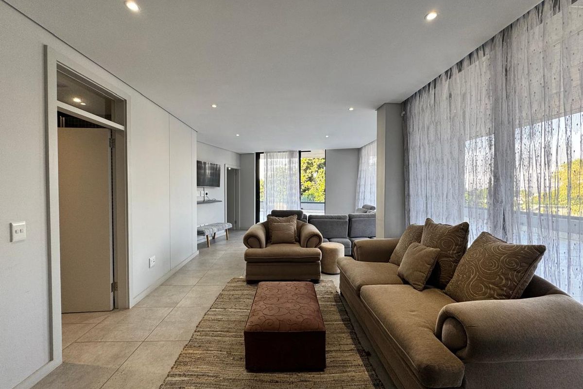 Stylish 2-Bedroom Apartment on Vibrant Florida Road For Sale - Photo 5