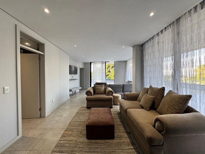 Stylish 2-Bedroom Apartment on Vibrant Florida Road For Sale - Photo 5