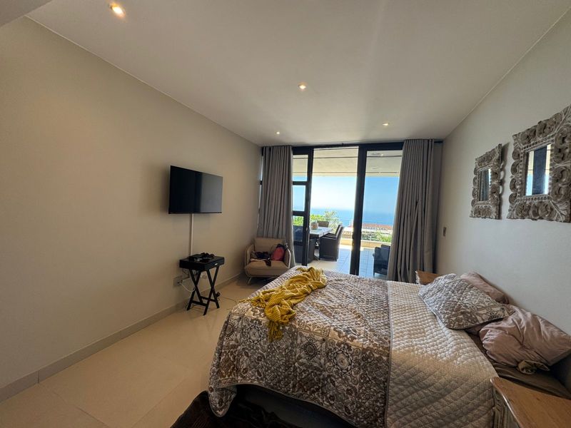 3 bedroom 2 bathroom apartment for sale in umhlanga with sea views - Photo 5